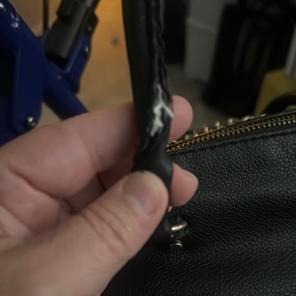 Victoria’s Secret Black & Gold Leather Shoulder  Bag with Gold Chain - Picture 13 of 14